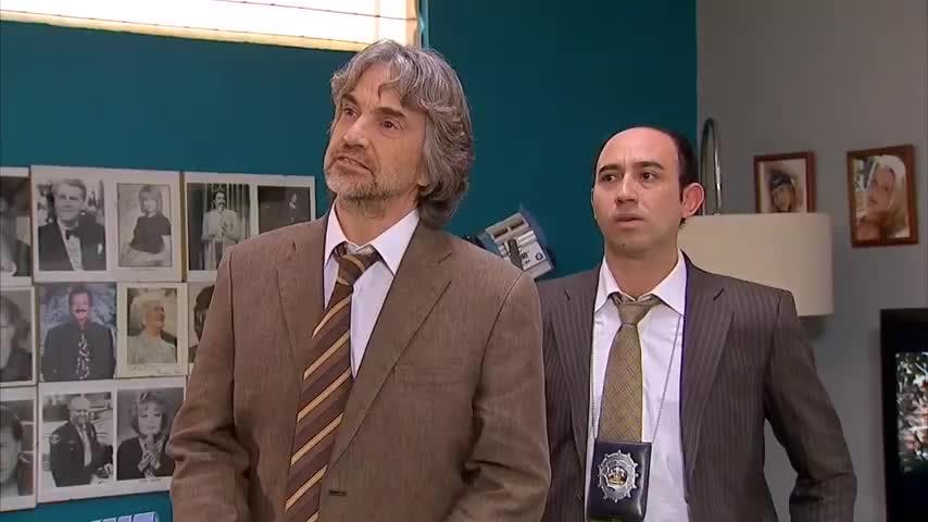 !Admítelo! | El laberinto de Alicia - T1E89