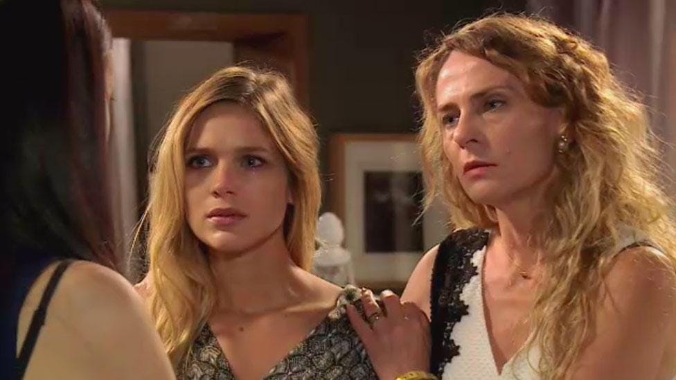Agustina amenaza a Antonia | Dime quién fue - T1E39
