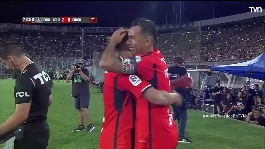Ingreso de Esteban Paredes por última vez