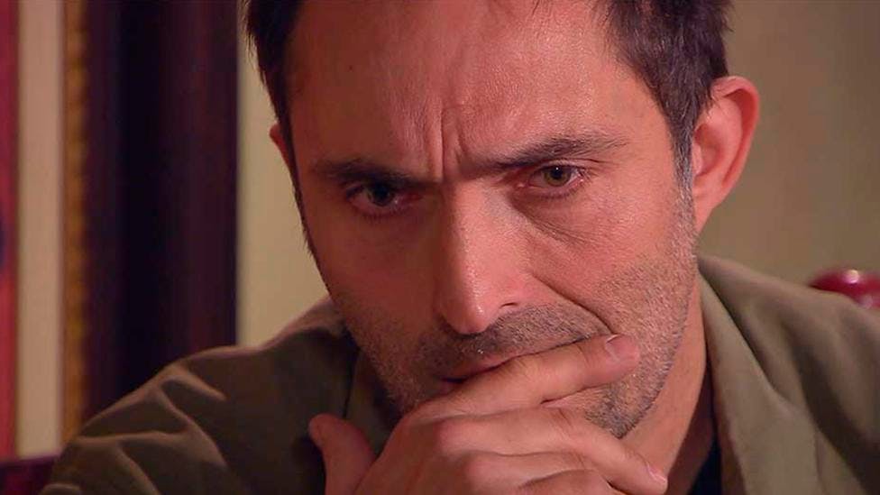 Antonio tiene el corazón dividido | El Camionero - T1E24