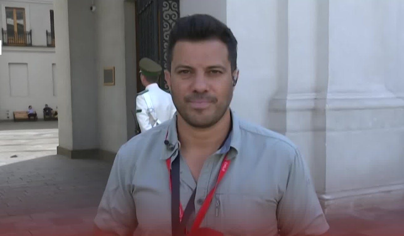 Reunión de contingencia en La Moneda 