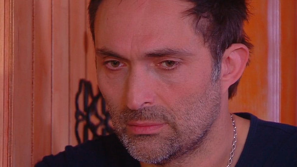 Antonio teme por su amada | El Camionero - T1E139
