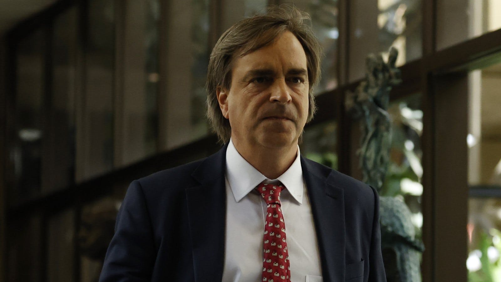 Senador Cruz Coke: Pareciera que el Estado defendiera más al que delinque que al que nos protege