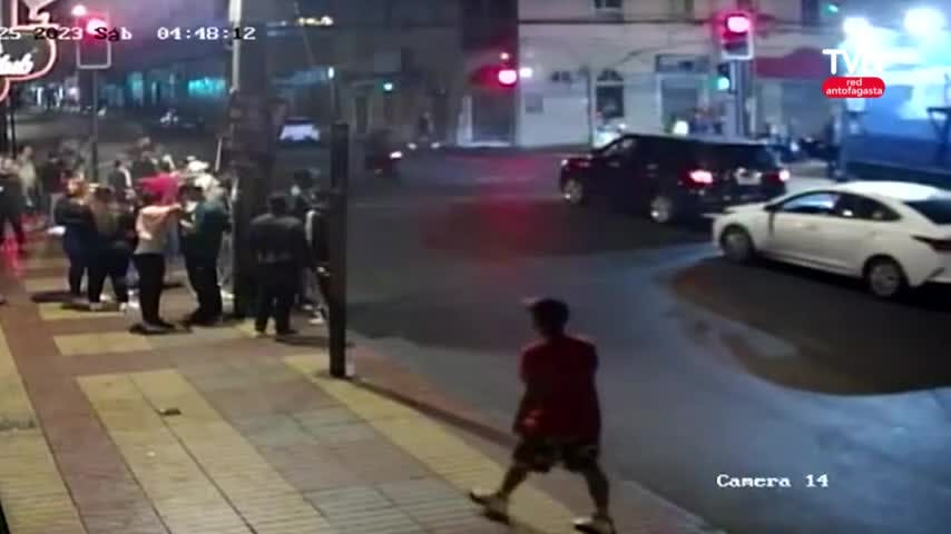 Buscan a autor de disparos en pleno centro de Antofagasta.
