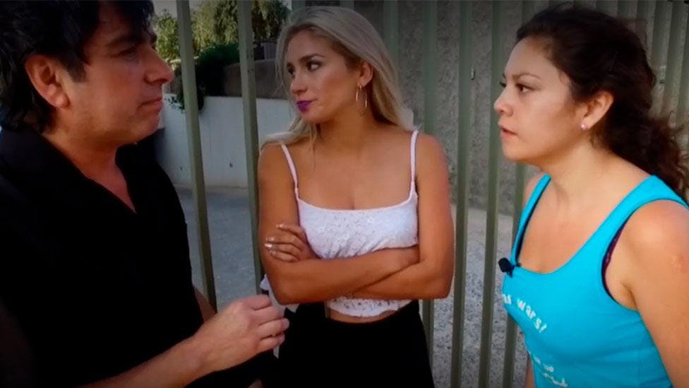 Vecina guapa revuelve el vecindario | Familias en jaque - T1E4