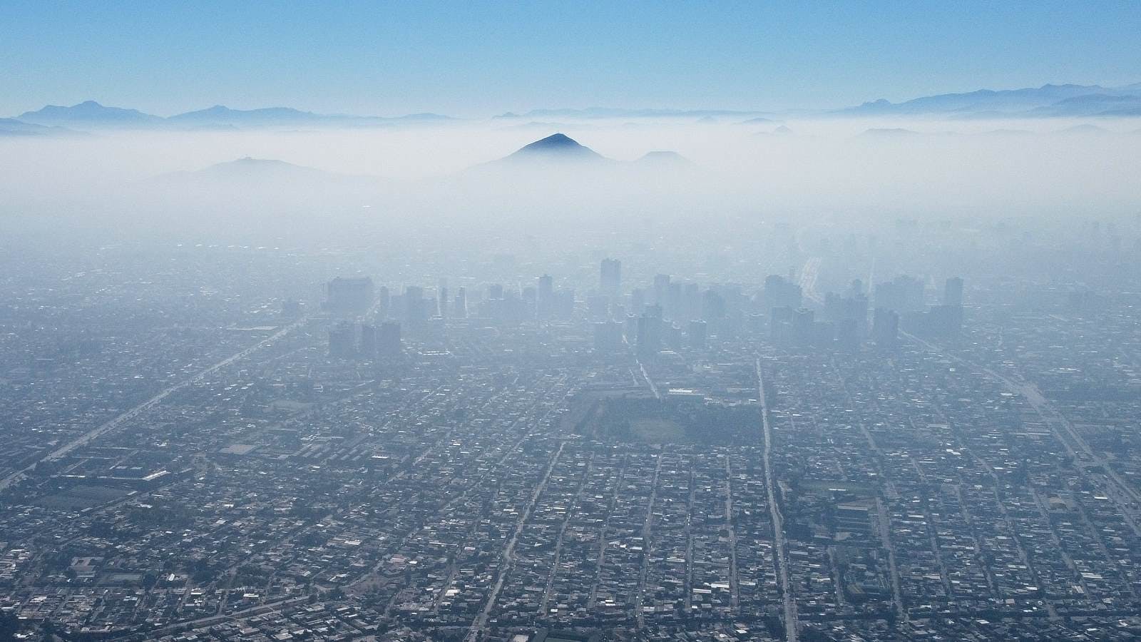 Karla Yohannessen y contaminación del aire: Chile y Perú lideran el continente en mortalidad prematura