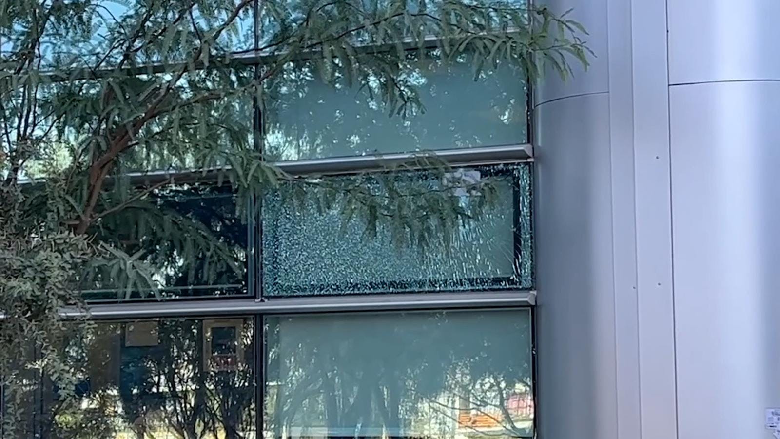 Impactos de bala rompieron ventanas en hospital de Calama