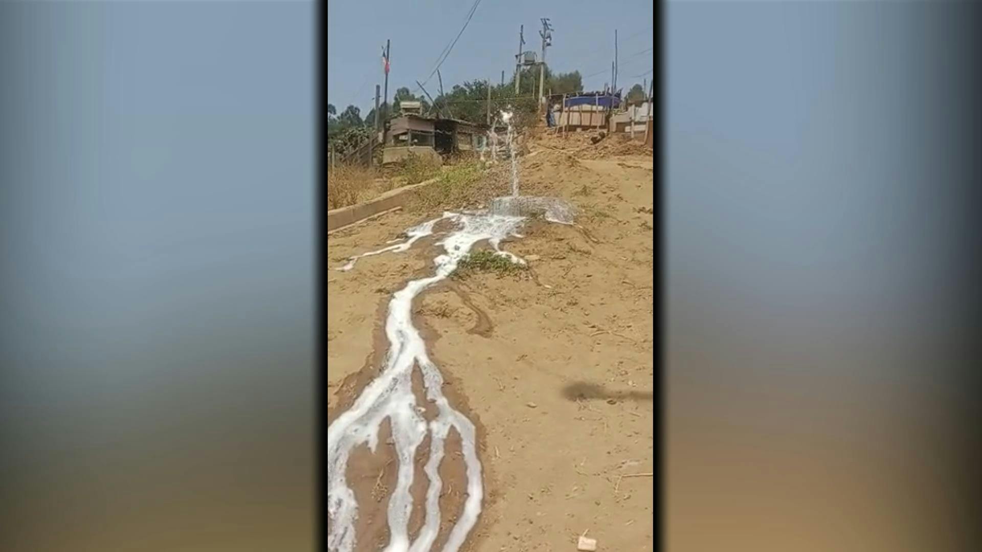 Vecinos de cerro Yungay interpusieron recurso de protección por escurrimiento de aguas servidas