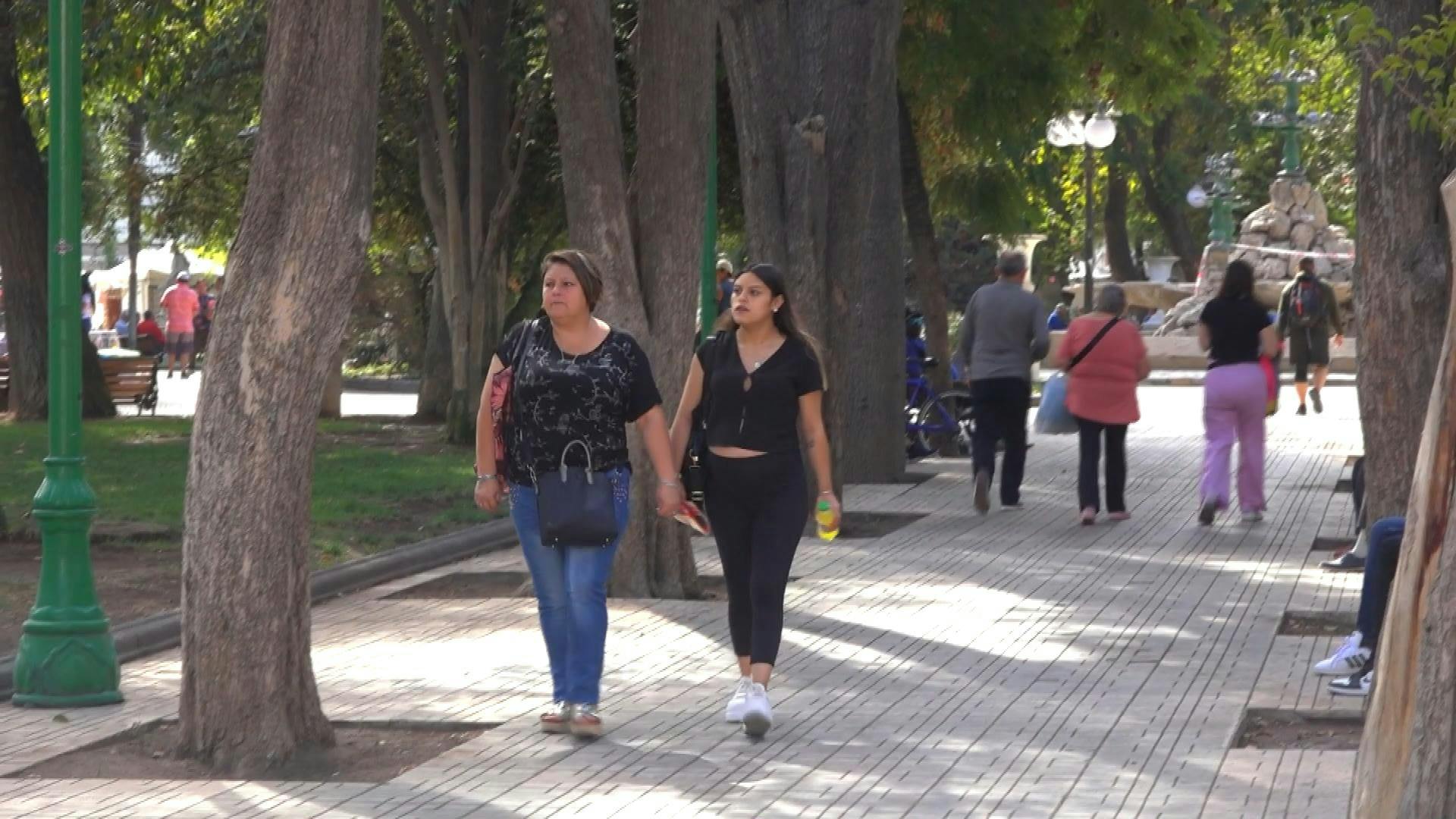 Temperaturas podrían llegar hasta los 30 grados en la zona interior de la región