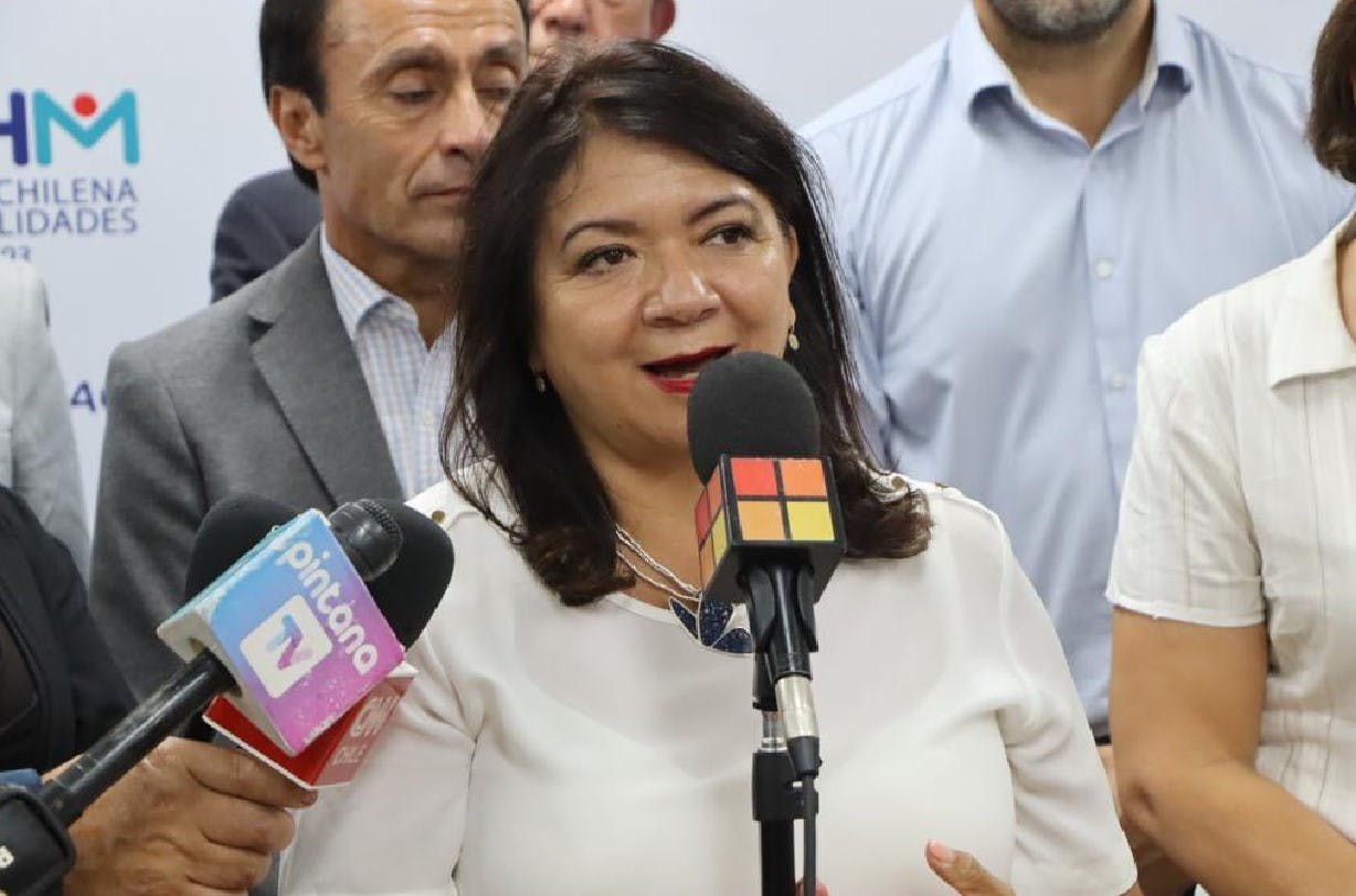 Alcaldesa de La Pintana: Es necesario meter delincuentes en la cárcel y preocuparnos de que no aparezcan 200 más
