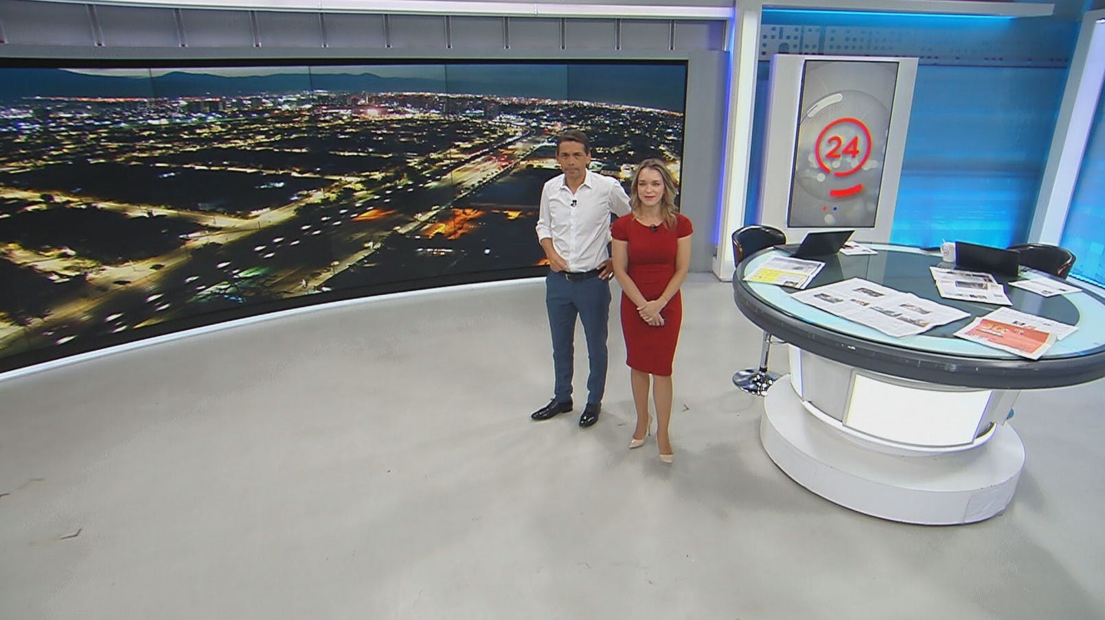 24 AM - Martes 11 de abril