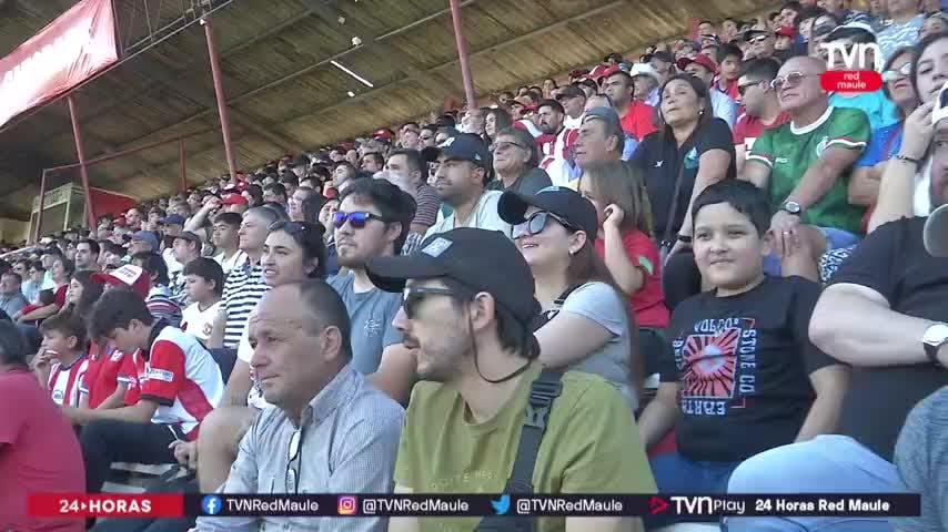 Hinchas de Linares criticaron arbitraje