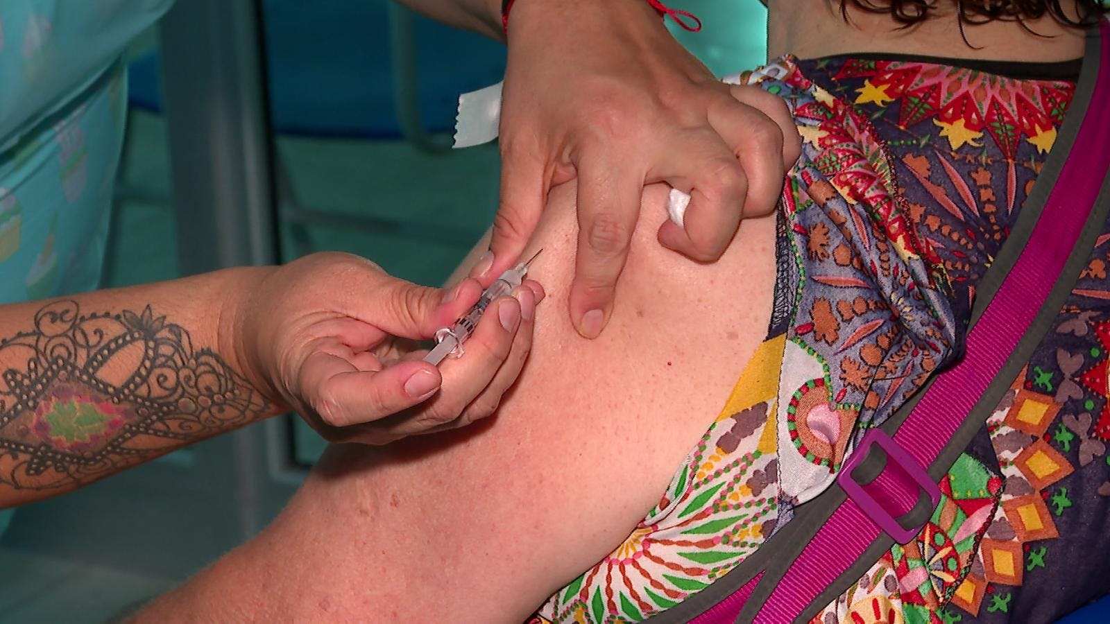 Lento proceso de vacunación contra covid e influenza  