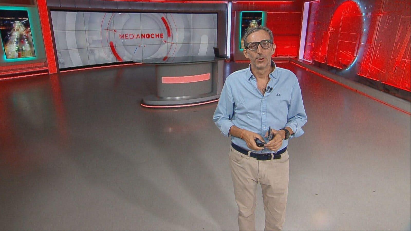 Medianoche - Martes 11 de abril 2023