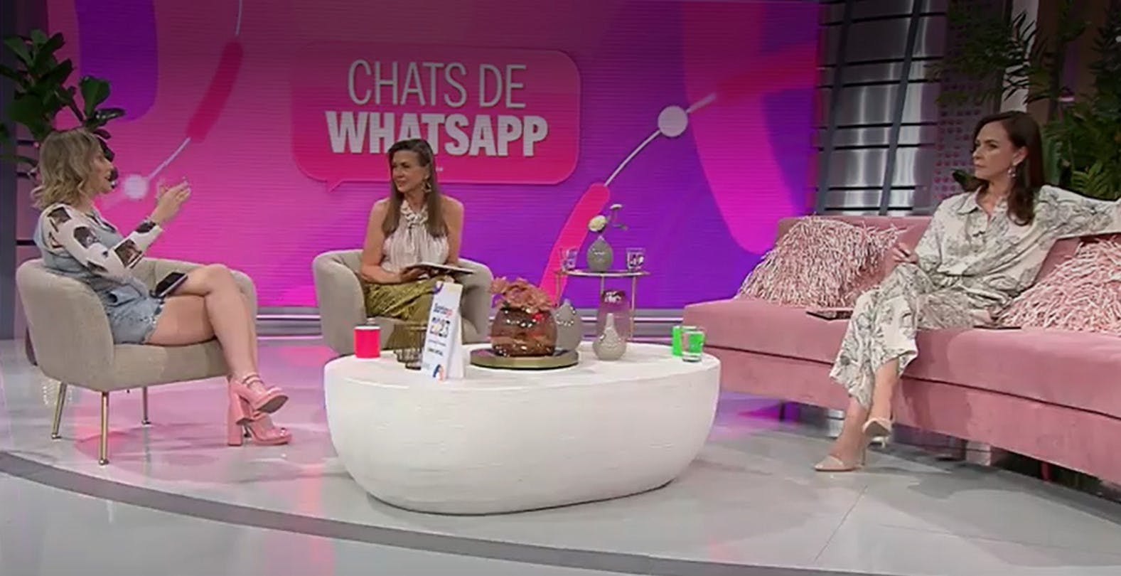 Los pros y contras de los grupos de Whatsapp 