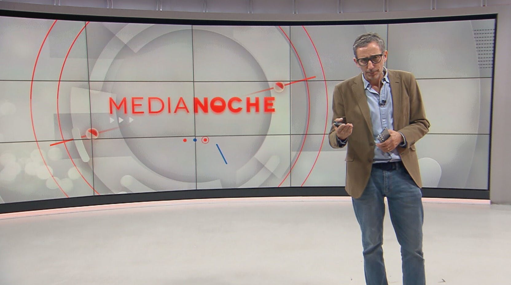 Medianoche - Miércoles 19 de abril 2023