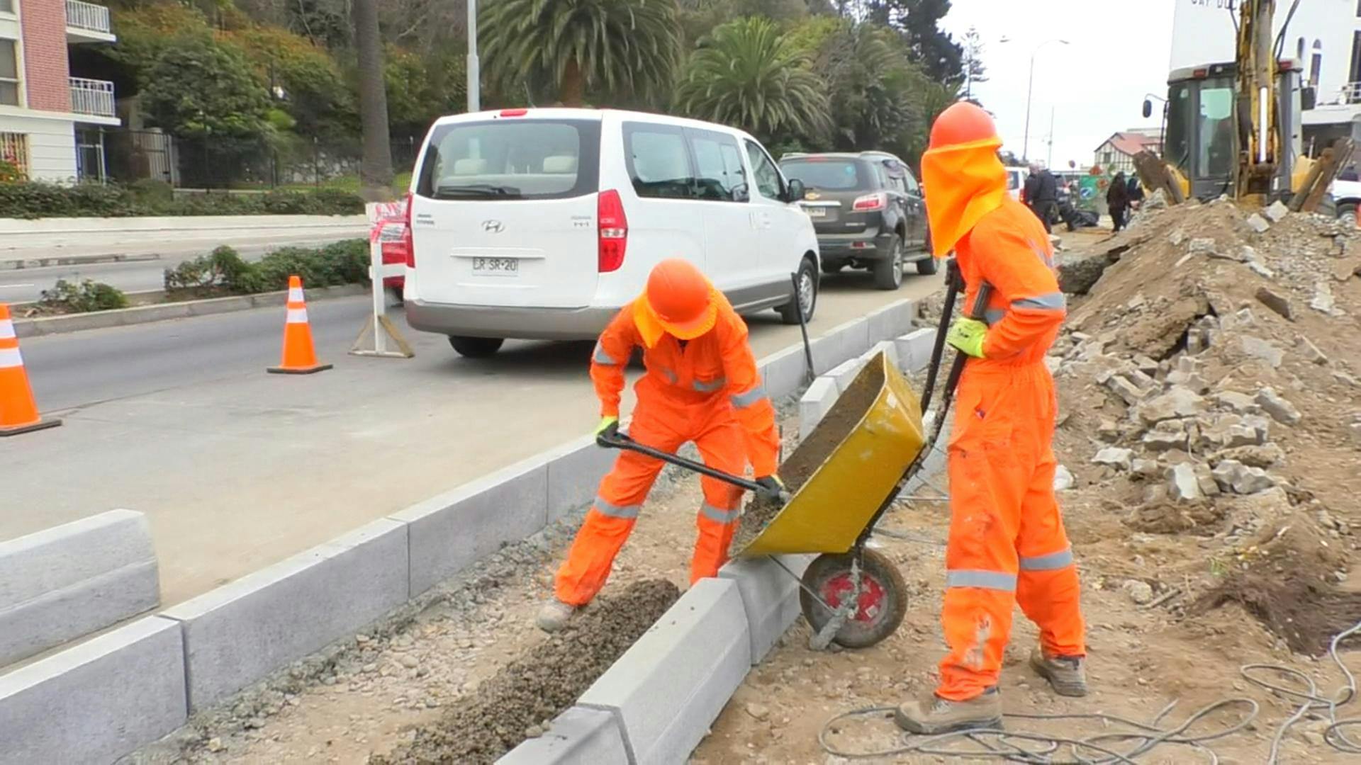 Autoridades inspeccionan trabajos de conservación de Avenida Marina en Viña del Mar