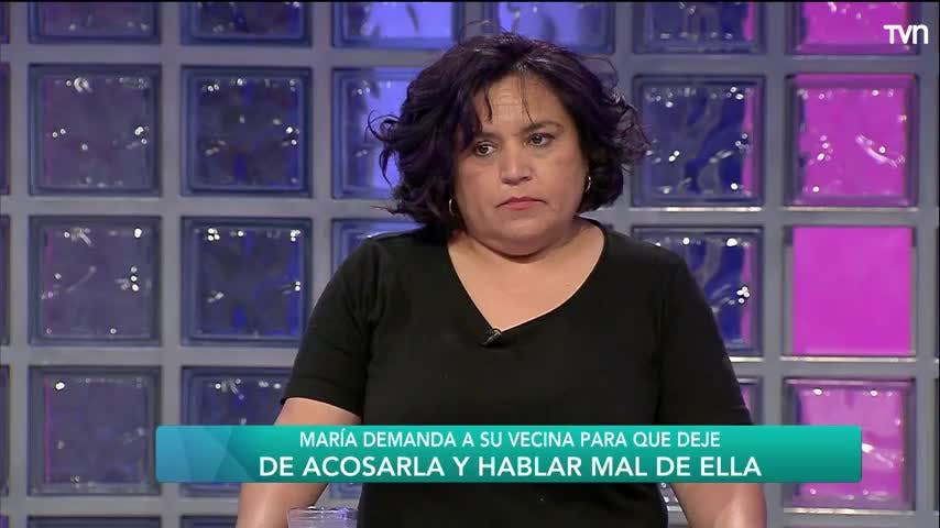 Su vecina la acosa y habla mal de ella | Carmen Gloria a tu servicio