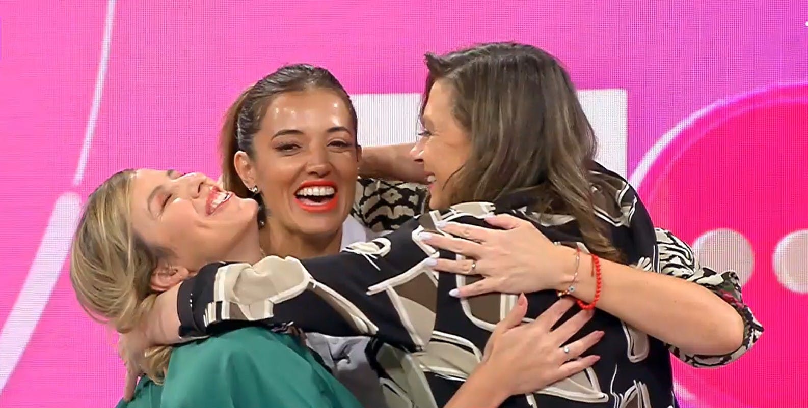 Te extrañamos mucho: ¡Yamila Reyna volvió de sus vacaciones!