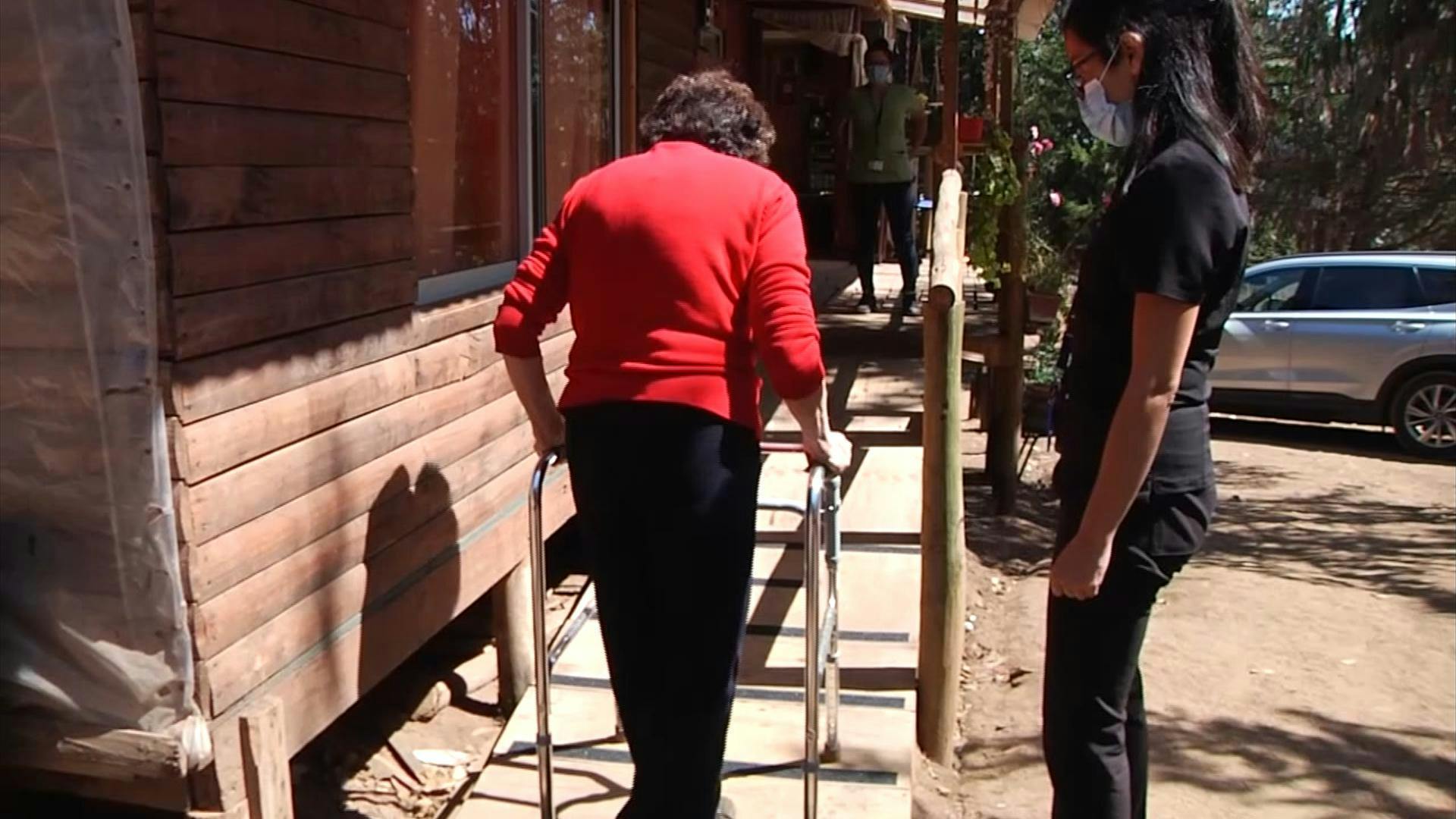 Vecinos de localidades lejanas de la región participan del Programa Rehabilitación Rural
