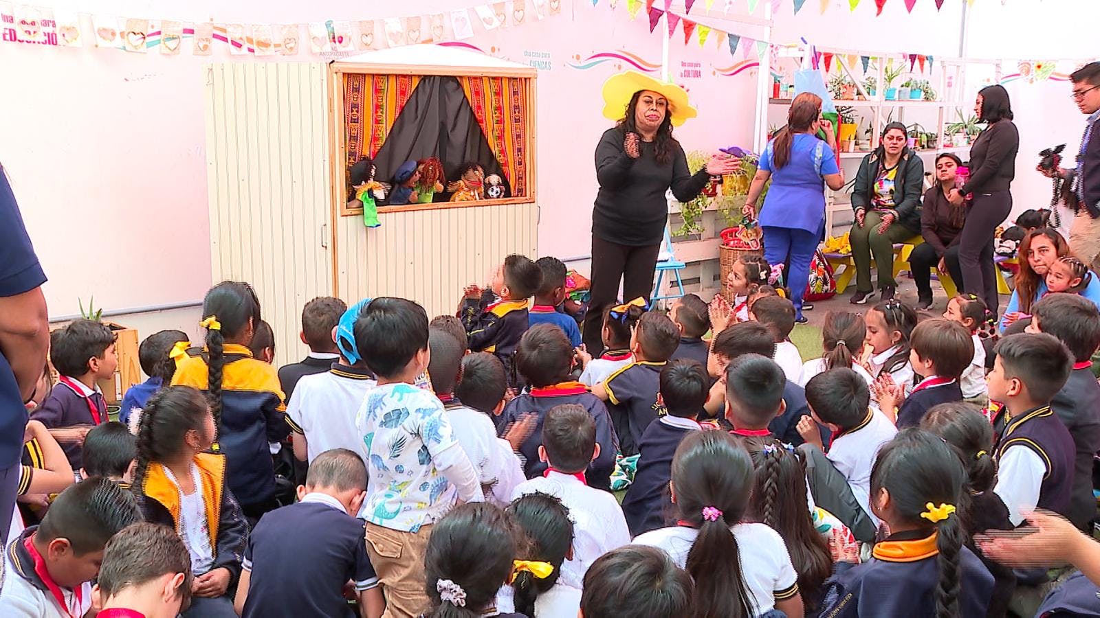 Con diversas actividades conmemoran el día mundial del libro
