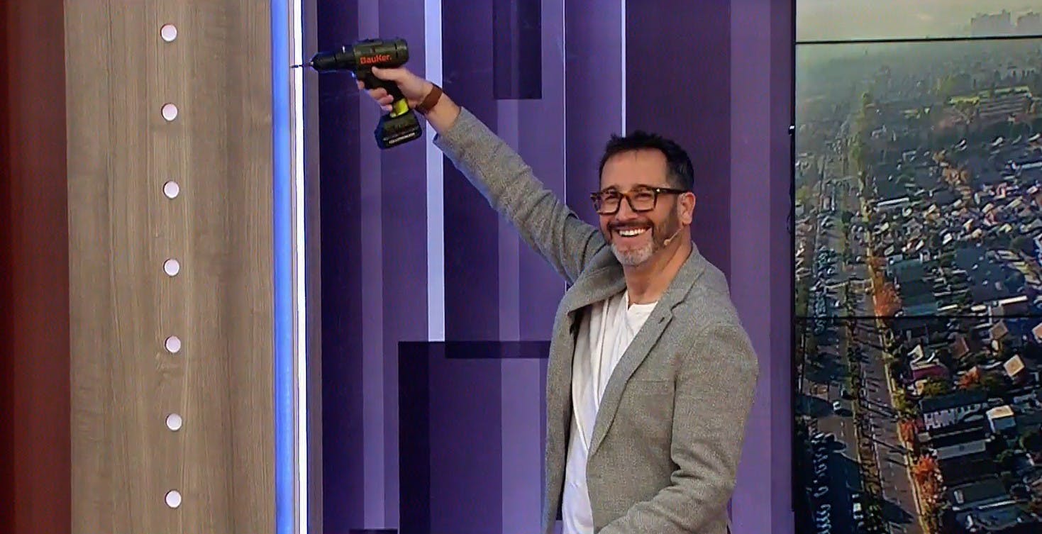 Las historias de Eduardo Fuentes: El día en que rompió la pared de su casa