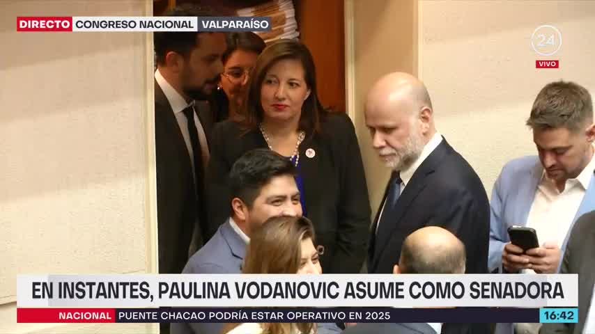 Paulina Vodavonic asume como senadora en el Congreso