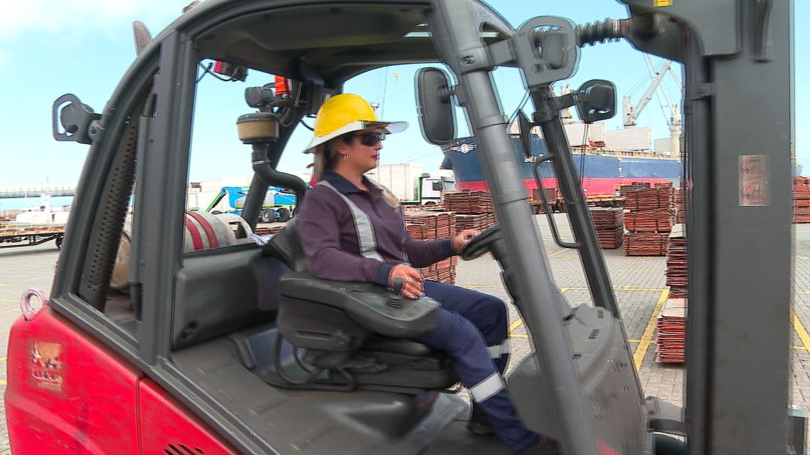 Mesa intersectorial buscará generar más participación de mujeres en sector transporte