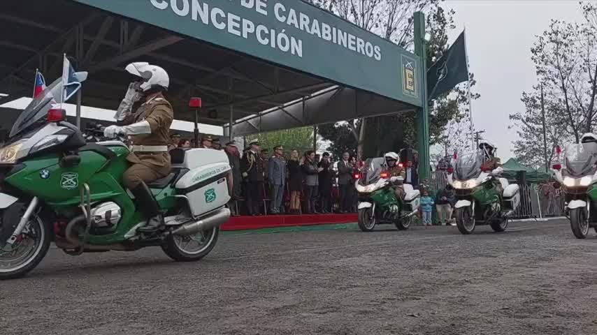 Carabineros conmemoró aniversario 96 
