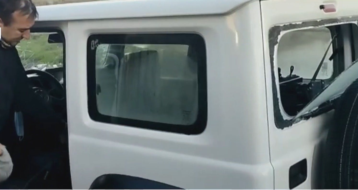 Agreden a camarógrafo de TVN durante desalojo de departamentos tomados en San Pedro de la Paz
