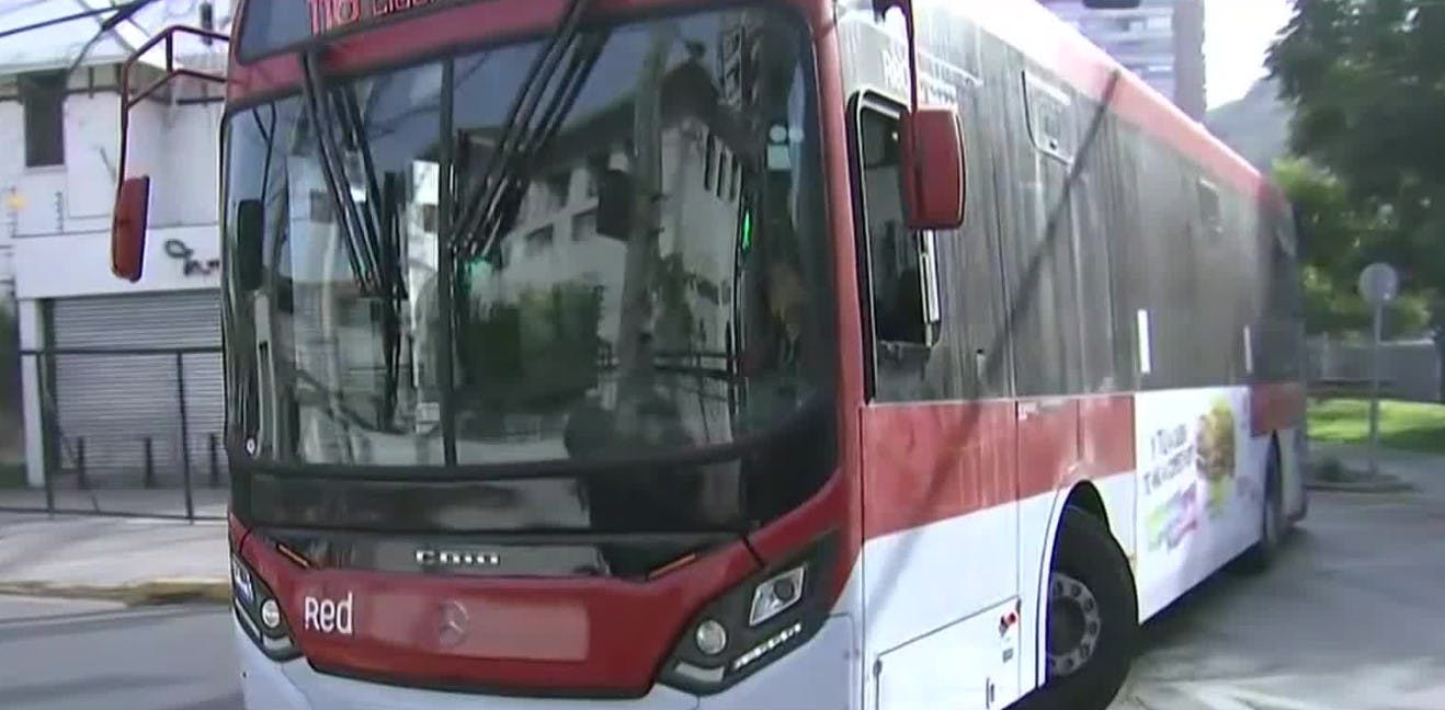 La esquina donde los buses quedan atrapados