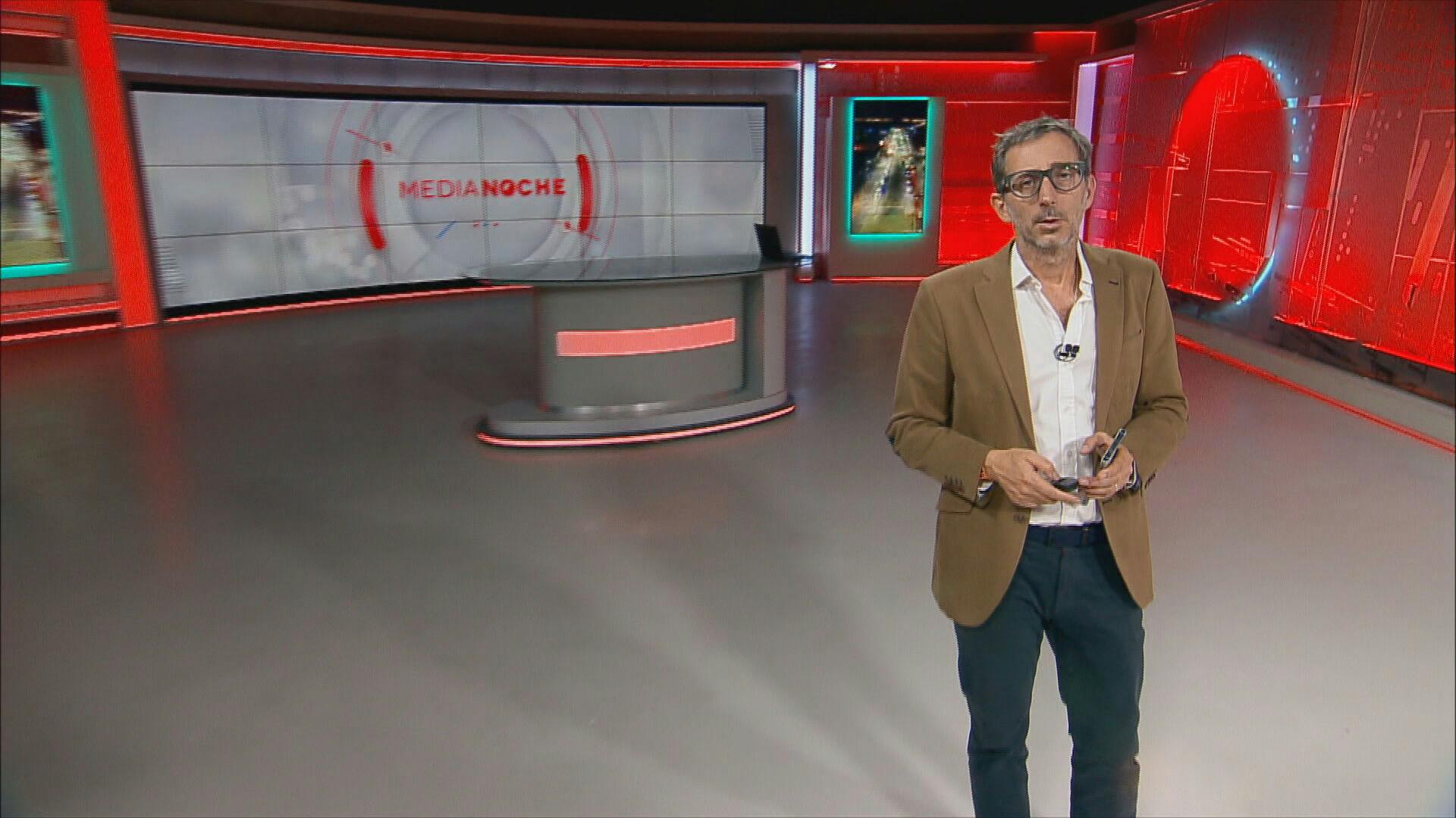 Medianoche - Lunes 15 de mayo 2023