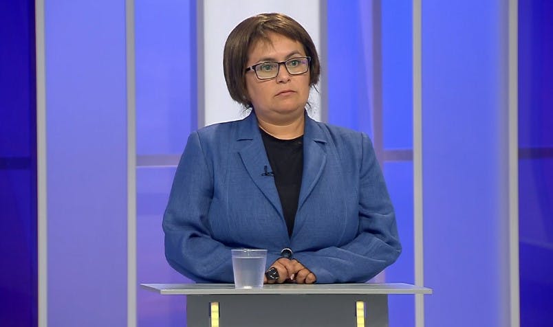 Más fuego que amor | Carmen Gloria a tu servicio