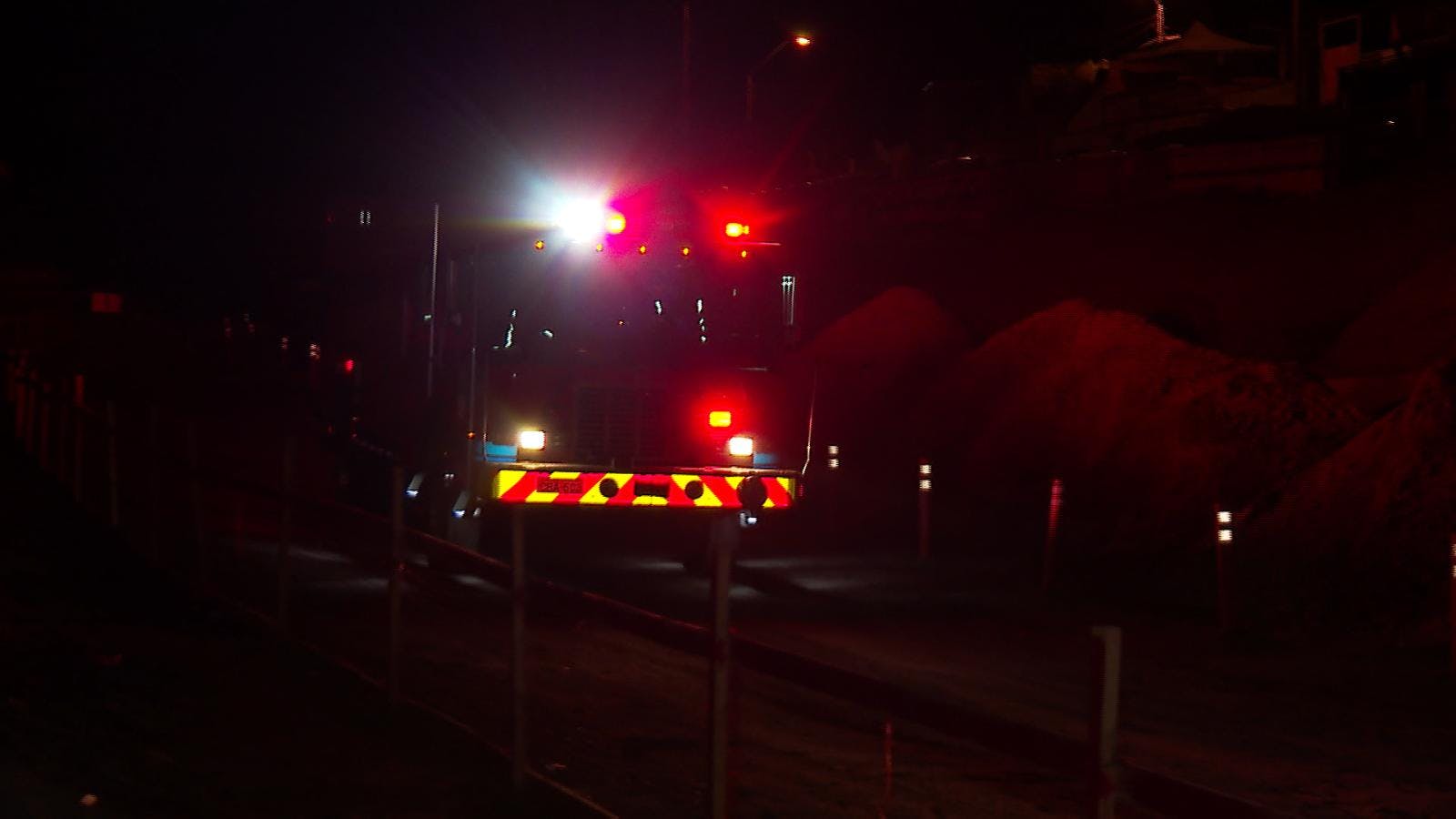 Rescatan a dos jóvenes desde cerro Coloso