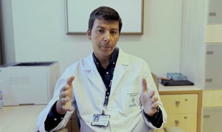 Dr. Juan Cristóbal Celis: “El cáncer tiene riesgo de recaída”