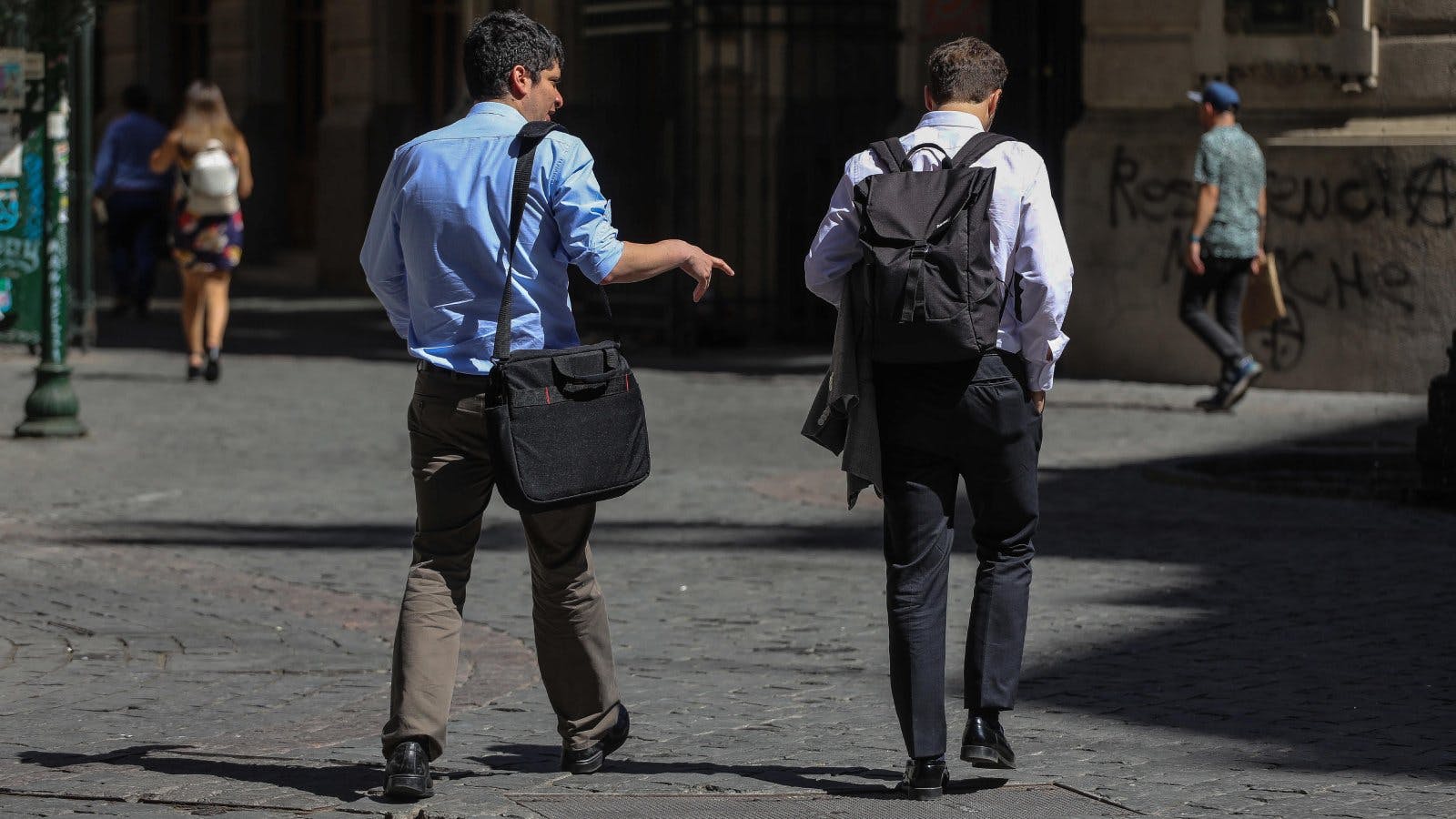 Economista y aumento del desempleo: Está asociado al debilitamiento de la actividad económica