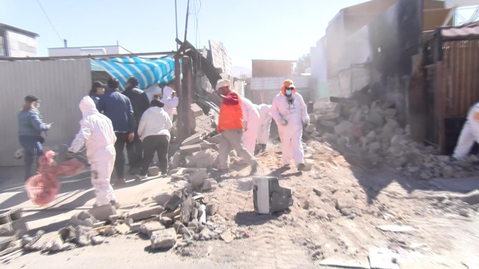En Calama demuelen la quinta casa narco 
