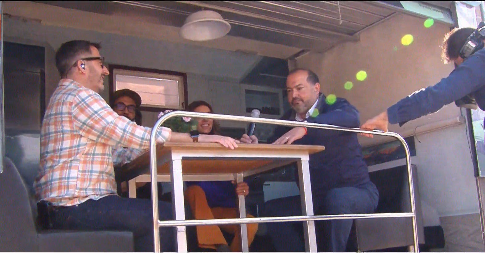 ¡Probamos el increíble simulador sísmico junto a Marcelo Lagos en el Buenos Días a Todos