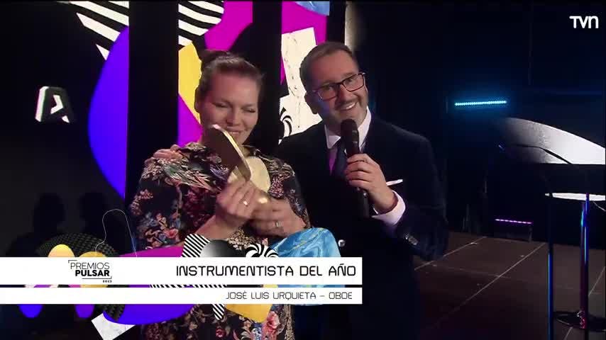 Premios Pulsar 2023: José Luis Urquieta brilla como el Mejor Instrumentista