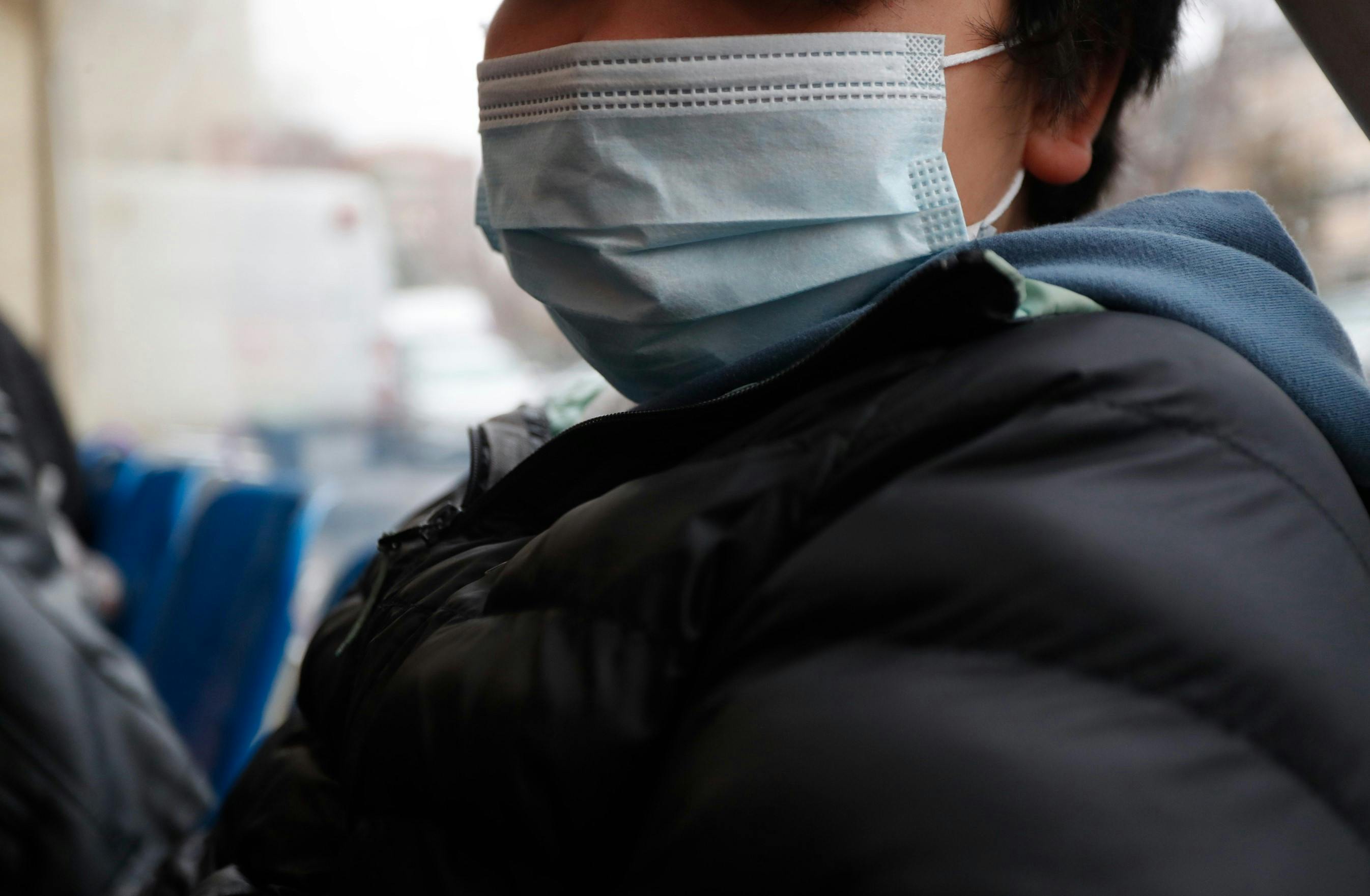 Doctor por mascarillas en colegios: Va ayudar a manejar esta epidemia de virus sincicial