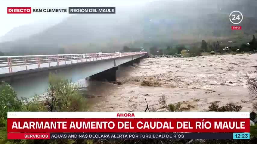 Aumento del caudal del Río Maule en San Clemente