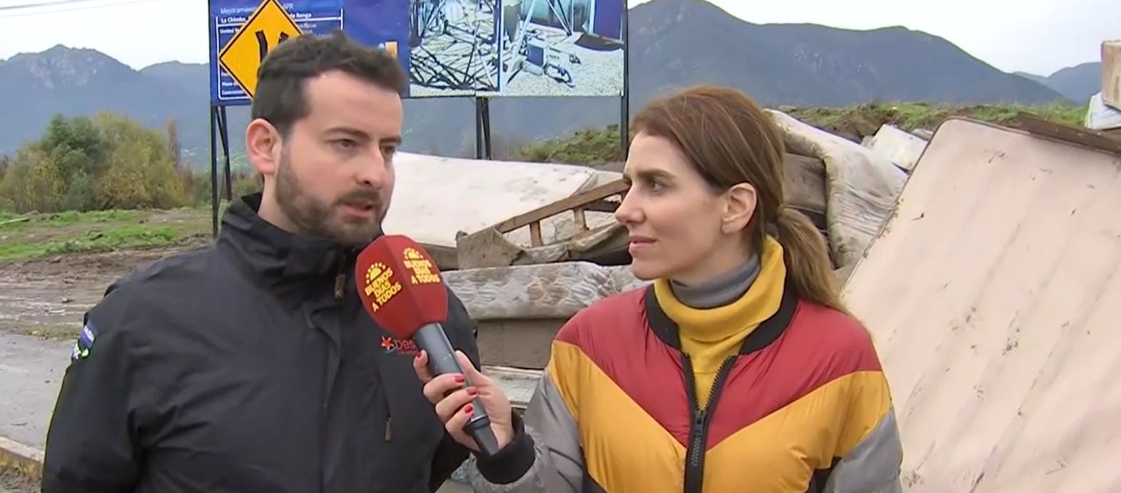Miles de chilenos necesitan ayuda: Viviendas siguen inundadas y llenas de barro en Rengo