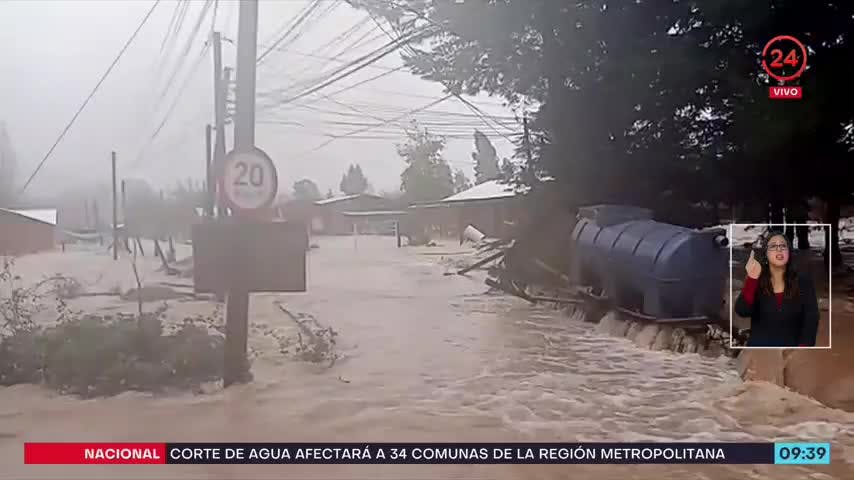 Intentan rescatar a personas atrapadas por desborde de Río Ancoa