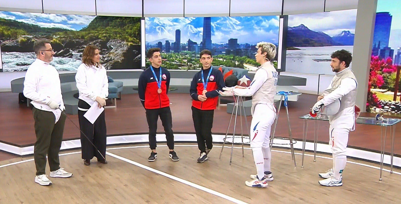 ¡Listos para Santiago 2023! Aprendemos esgrima con el Team Alarcón