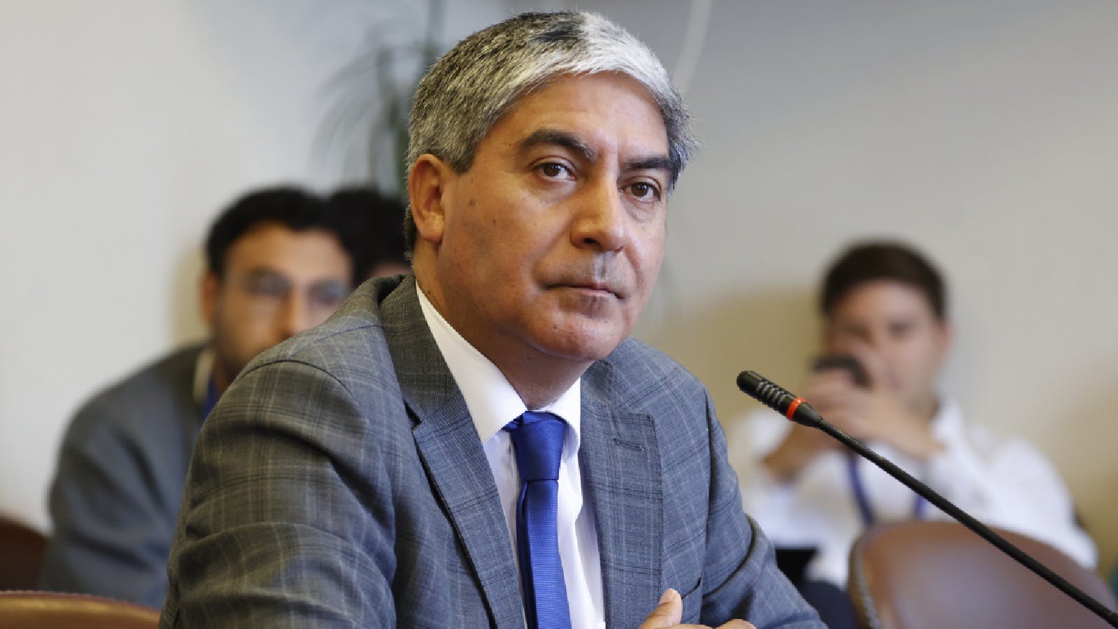 Diputado Leal (UDI) y Caso Fundaciones: Aquí hay un mecanismo para defraudar al Fisco