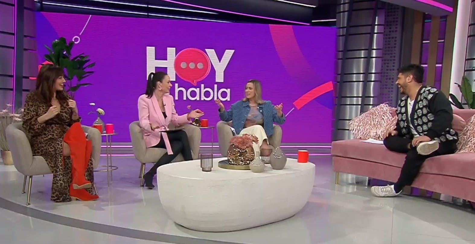 ¡Saludamos a todas y todos los periodistas en su día!