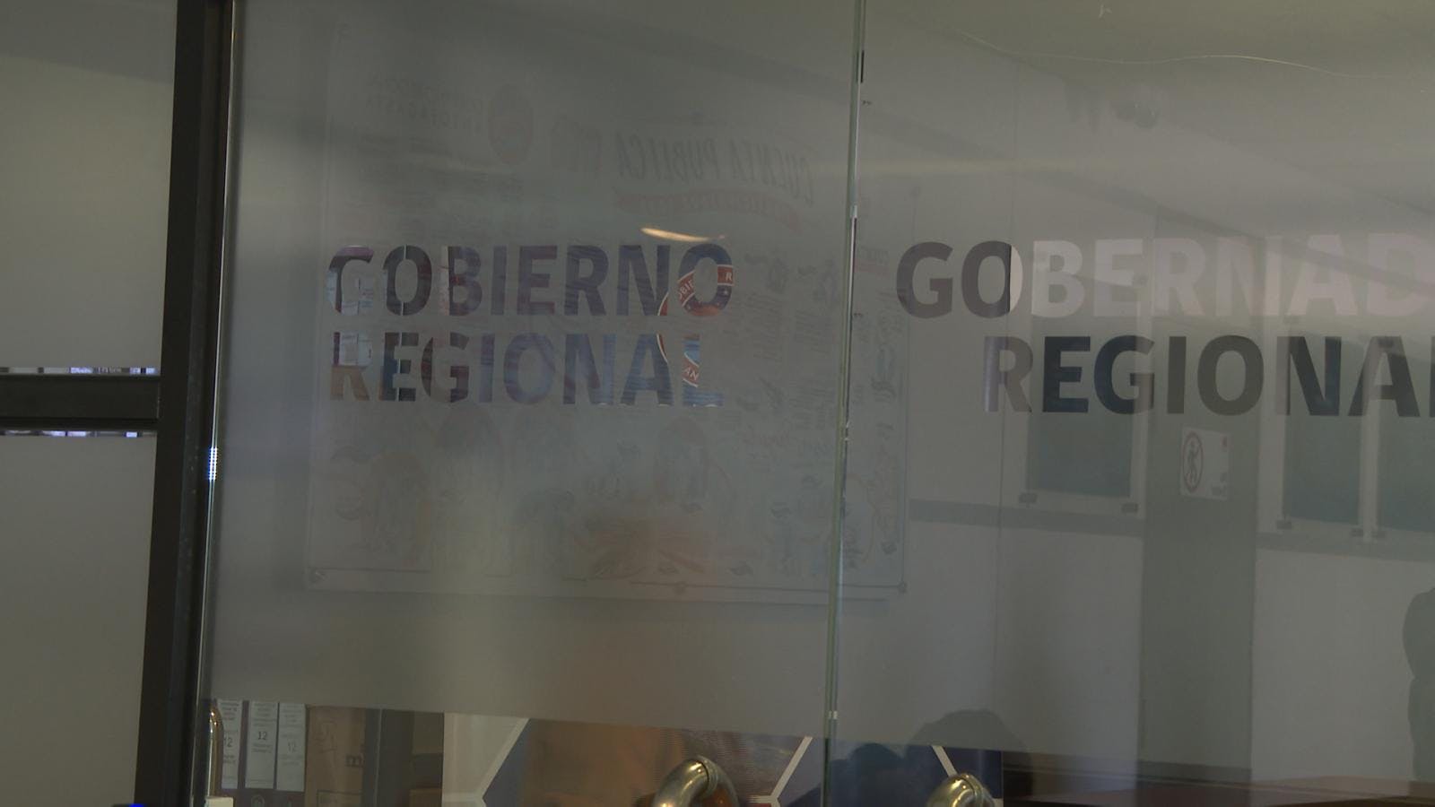 Allanan oficinas de la gobernación regional