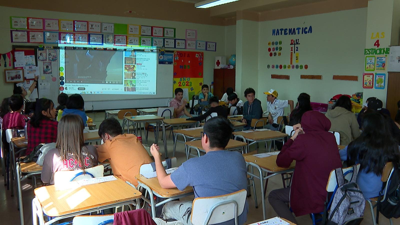 Más de 100 estudiantes utilizan su tiempo libre en perfeccionar y aprender inglés
