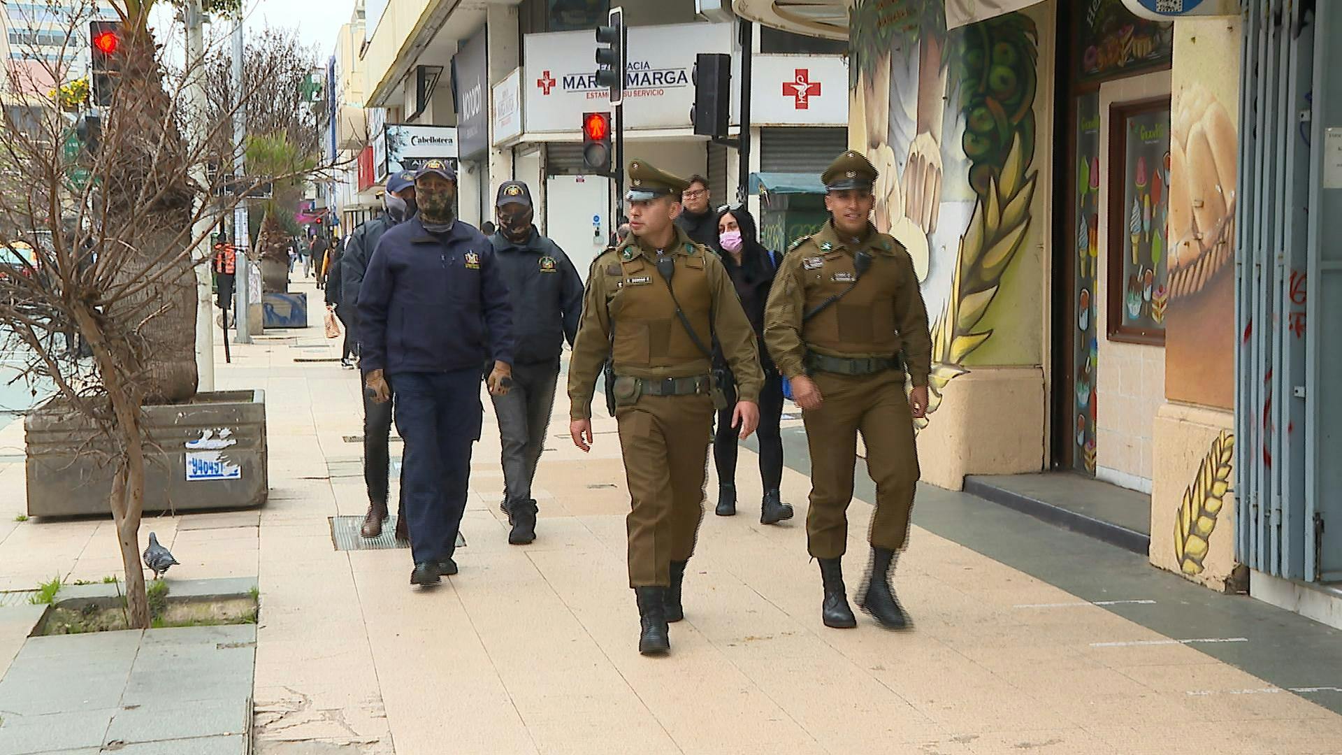 Policía intensifica operativos contra el comercio ambulante en la comuna de Viña del Mar