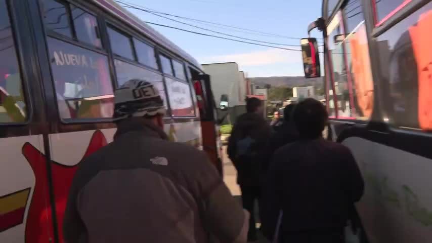 Paro de micros dejó a cientos de tomecinos sin locomoción
